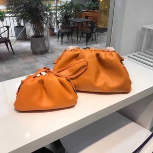 Bags Grab 2024 Top One Layer Cowhide Genuine Leather Shoulder Women's Bag Cloud Diagonal Hand Straddle Fashion Clip