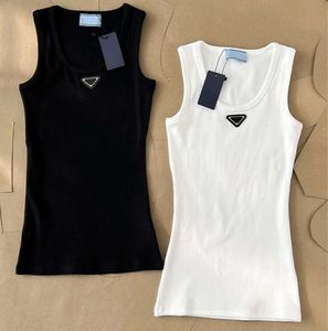 Womens Tank Top Designer Vest Triangle Summer Top T-shirt Vest Casual ärmlös Vest Classic Style Finns i olika färger 014