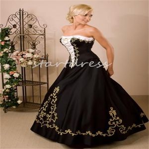 Victorian Black Gothic Wedding Dress With Gold Embroidery Sexy Strapless Corset Medieval Renaissance Aesthetic Floor Length Satin Country Mexican Bride Dress