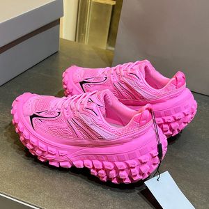 Reifen dicke Sohle Turnschuhe Frauen Schuhe Schnürhöhe Erhöhen Sie Luftgitter Designer Sportschuhe Unisex Paar Bootsschuhe