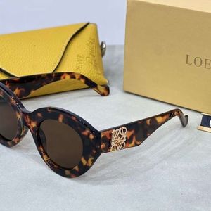 23 New Luo Yijia Cat's Eye Butterfly Sunglasses, Popular on the Internet Little Red Book INS, Same Style Personalized Sunglasses LW40051