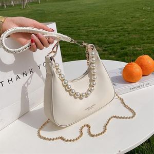 Totes Summer 2021 Half Moon Pearl Small Shoulder Bags For Women Unique Design Chain Hobo Ladies Crossbody Baguette Girls Handbags208D