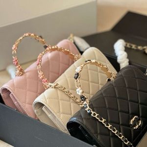 Designer Bag Channellies Mountain Camellia Wealth Bag Metal Handle Fashionable utgående Crossbody Bag -väska Kvinnor