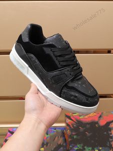 Lvlies Designer Designer Skate Sneaker Shoes Men Men Luxury Sneaker Trainer Virgil Calfskin Высококачественные буквы Louisvutton Shoe Leather Sport