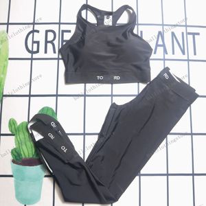 Kadınların ark eşyaları fitness hizalanan pantolon spor giyim giyim giyim yoga yoga set şort tozluk taytlar bayan moda kadın spor giyim takımları caopai0305