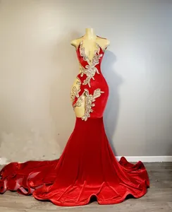 Shinny Red Prom Dresses Long Velvet Beads Party Glows Sheer Neck Mermaid aftonklänning Vestidos de Graduacion