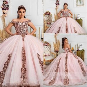 2024 Розовое золото с блестками Кружевные платья Quinceanera Бальное платье Пышные с открытыми плечами и блестками Румяна Розовый Сладкий 16 Платье для выпускного вечера Вечерние платья Плюс размер Корсет Назад