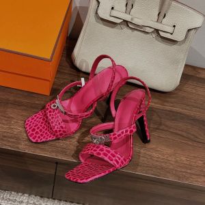 Glamour sandals Crocodile leather pattern calf leather sandals outer layer Inner mixed sheep sandal skin Heel height Bright snake scale pattern shoes factory shoes