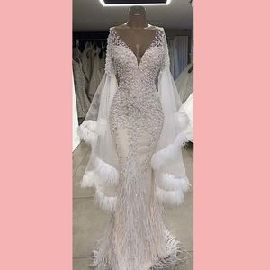 럭셔리 형식 이브닝 드레스 깃털 긴 소매 인어 파티 가운 2020 Couture v-Neck Tulle Bed Crystals Prom Dresses Cap 3148