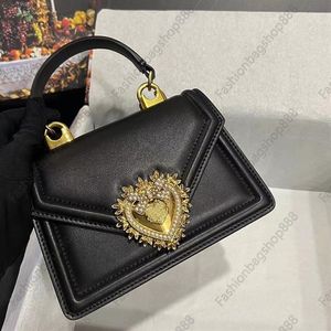 5A quality fashion designer bag love bow chain Mini handbag leather flap messenger bag shoulder bag247d