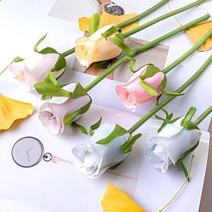 Fiori decorativi 10 pezzi Matrimonio Real Touch Simulato rosa artificiale Fai da te Gambo lungo Bouquet Regalo Forniture per feste San Valentino Decorazioni per la casa