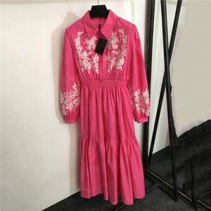 女性のための刺繍の花のドレス高級パーティースカート薄い通気性のあるファッションカジュアルドレス服