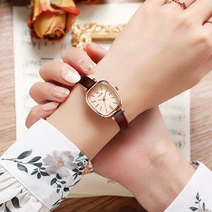 Zegarek dla kobiet Wysokiej jakości luksusowe wodoodporne skóra kwarcowe 34 mm zegarek Montre de Luxe Prezenty