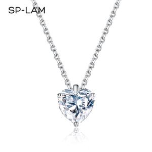 Delicata collana con ciondolo cuore scintillante in argento sterling 925 1CT Lab diamante gioielleria raffinata per le donne all'ingrosso 240118