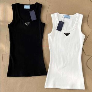 Womens Tank Top Designer Vest Triangle Summer Top T-shirt Vest Casual ärmlös Vest Classic Style tillgänglig i olika färger 04