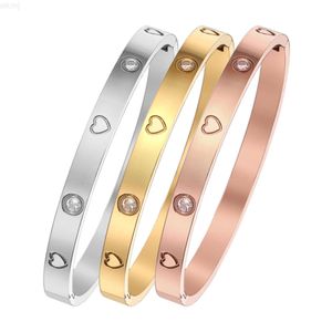 Wedding party gift classic heart bracelet New arrivals unique designer love bangle Multi colors zircon decor round bracelets