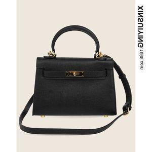 Eine Keysbag Top Lederbeutel hochwertige Frauentasche, die vielseitige Handtasche Leder Womens Bag Pendelpendel