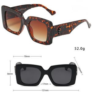 Designer Solglasögon Big Letter Square Frame Eyeglass Sun Protective Glasse Märke UV400 -linser Spektakar Eglasögon för män Kvinnor