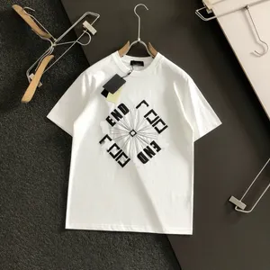 Sommer neues Herren-T-Shirt, schlichtes Herren-Rundhalsausschnitt, lässiges geometrisches Muster, reine Baumwolle, kurzärmelig, Modetrend, Brief-T-Shirt, halbe Ärmel, Großhandelskleidung