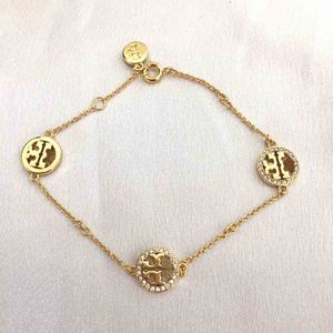 Designer Luxus Halskette Buchstaben Anhänger TO BU Kreis Emaille Ohrringe Weibliche Persönlichkeit Messing vergoldet Perlenkette Armband für Geschenk Party Großhandel