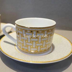 Xícara e pires de porcelana clássica, conjunto de café de cerâmica, xícara de café e sacuer, conjunto de chá, festival, presente333d