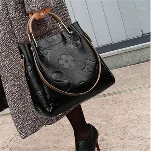 Big Women Bucket Bag Female Shoulder Bags Large Size Vintage Soft Leather Lady Cross Body Handbag for Women Hobos Bag Tote12449