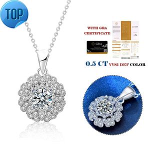 925 sterling silver 0.5ct Moissanite flower pendant necklace for women jewelry supplier fashion luxury dainty statement necklace
