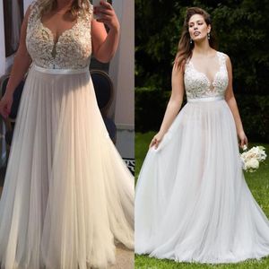 2017 Vintage Country Lace Plus Size Wedding Dresses Sheer V Neck A Line Tulle Wedding Bridal Gown Cheap Custom Made Sweep Train2414