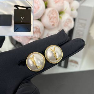 Mode guldpläterad pärla ny kvinnor örat klass klassisk designer boutique smycken med låda födelsedag kärlek gåva örhängen