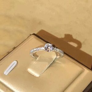 Diamants Legers Ring For Woman Sweethres Designer for Man Diamond 925 Silver T0P Quality Reproductions Diamond Crystal Classic Style with Box 015