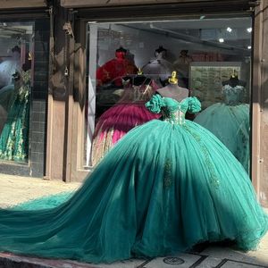 2024 Green Sweetheart Quinceanera klänningar pärlstav paljetter spets applikation bollklänning söt 16 födelsedag tyll vestidos de 15 quinceanera