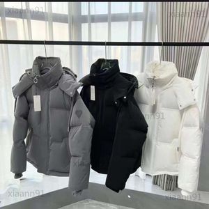 Designer Fashion giacche amis di lusso Uomo donna coppie piumini bianco Nero Parka piumini Alfabeto ricamo casual Giacca invernale calda cappotti