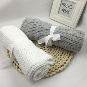 Decken Babydecke Baumwolle Häkeln Geboren Zellular Herbst Candy Farbe Casual Schlafen Bett Liefert Loch Wrap