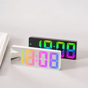 Orologi da tavolo Ultimo orologio digitale LED Allarme Camera da letto Desktop elettronico con display della temperatura Luminosità regolabile 12/24 ore