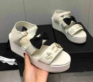 Chanellies di alta qualità di lusso sandali Chandal sandals lettera di moda femminile da donna con tacchi alti da donna casual