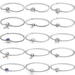 Armreifen Neue 925 Sterling Silber Moments Halo Gänseblümchen Blume Blätter Sternverschluss Schlangenkette Armband Armreif für beliebten Perlen-Charm-Schmuck