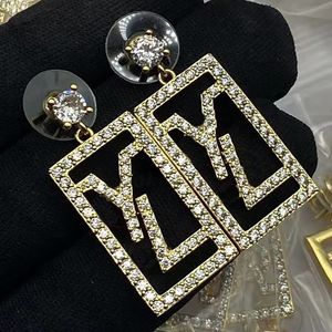 Lüks tasarımcı mücevher kadın saplama küpe tasarımcısı mücevher mektubu sallanan kolye 925 gümüş küpe parti çıtçıtları altın gümüş 20 stiller hediye için nişan