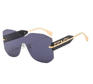 Herrendesigner Sonnenbrille Mode Womens Brand Urlaub Brille für Frau Metal Rahmenlose One Piece Personalisiert
