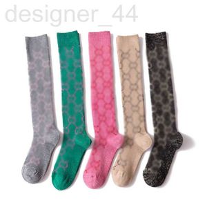 Designer luxuriöse Herrensocken G Damen Baumwolle Klassischer Strumpf Designer Bequeme Outdoor-Modestrümpfe Beliebte Trskynorthfa CXD2311151 ENZQ