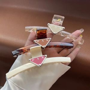 Triangle Logo Large Sized Hair Clip for women Classic Designer Shark Hair Clamps Simple Style Gift HairJewelry New Face Washing Makeup Hair Clip G241257PE-3