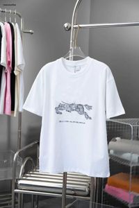 デザイナーTシャツ女性ブランド服のための夏のトップファッションロゴプリントレディース半袖シャツ1月24日