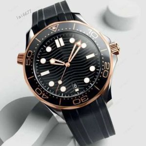 뜨거운 판매 새로운 남성 시계 남성 전문 해 다이버 시계 자동 이동 42mm 세라믹 베젤 마스터 워터 워치 손목 시계