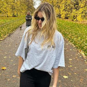 Letter Print Gray T-shirt for Woman Summer Round Neck Half Sleeve Cotton Tee shirts Casual Simple Classic Luxury Tshirt Chic Streetwear Tops Clothes