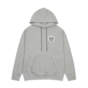 Fashion casual menswear designer Luxury Chaopai Ami's Big Heart Badge embroidered men's and women's Fall/Winter, new versatile loose cotton comfort hoodie