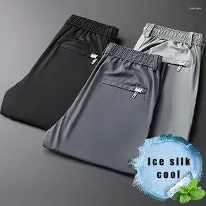 Pantaloni da uomo Pantaloni sportivi da uomo larghi in seta di ghiaccio freschi estivi sottili casual da esterno ad asciugatura rapida pantaloni da uomo larghi dritti