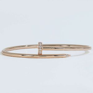 Luxury Jewelry Solid 18k Real Rose Gold Bangle Nail Natural Diamonds Bracelet Couple New Fashion for Women and Men Jewelry