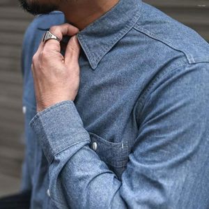 Freizeithemden für Herren Nicht auf Lager Klassisches Chambray-Hemd Frühlings-Arbeitshemd mit zwei Taschen Hellblau