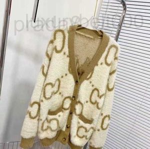 Kadın Sweaters Designer Klasik Sonbahar Kış Mektubu Hardigan Dış Giyim Örgü Kaplama Uzun Kollu Giyim Mabe