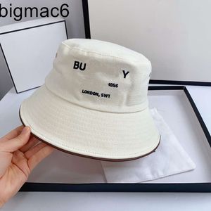 Designer hink hatt kvinna man bred grim hink balenciaaa hatt bomull män och kvinnor fyra säsonger fritid skuggning utomhus sport mode match het stil har 8 färger