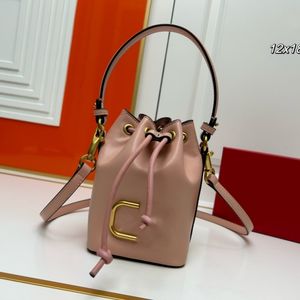 Designer Bucket Bag Luxury Leather Handbag Fashion Mini Crossbody Bag Luxury Shiny Girls Shoulder Bag With Box Package Size 12x18x10cm